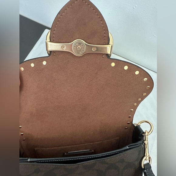 Coach Morgan Saddle Bag 🖤 - Picture 6 of 8